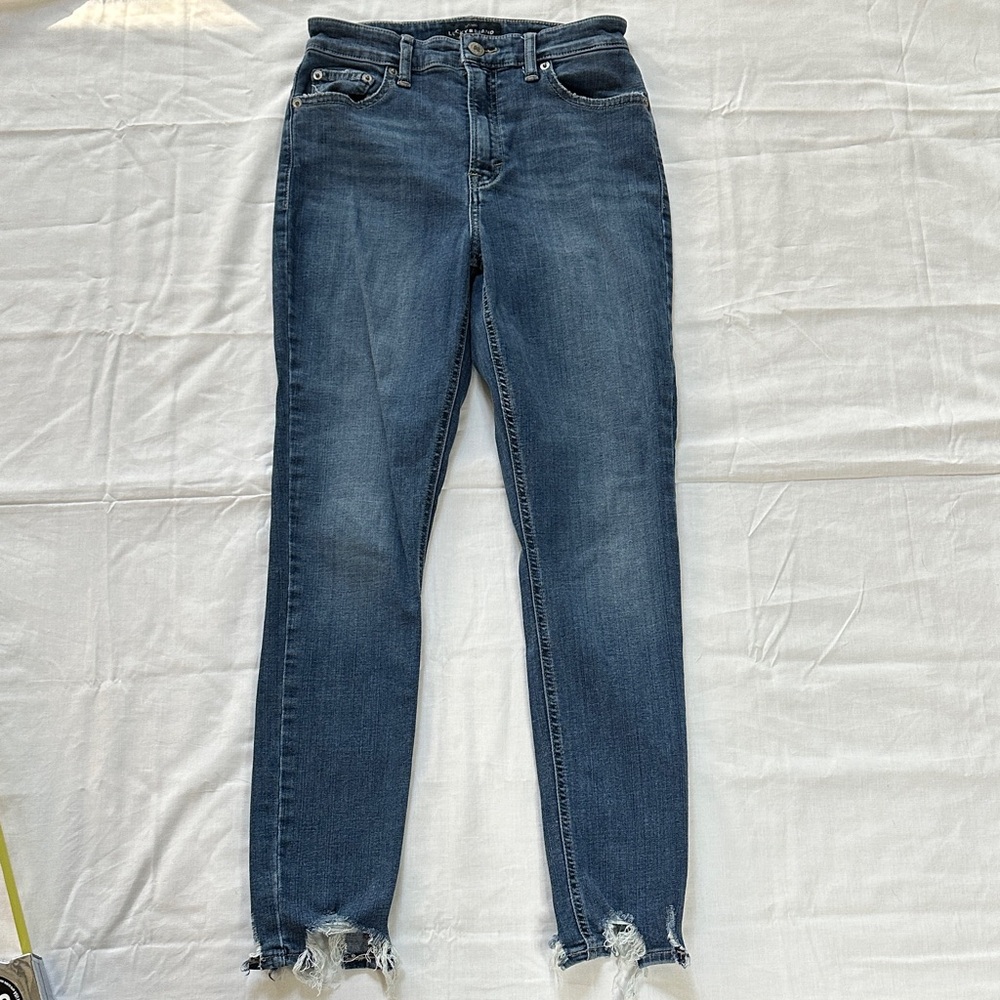 Women's Lucky Brand Jeans. Size 26.